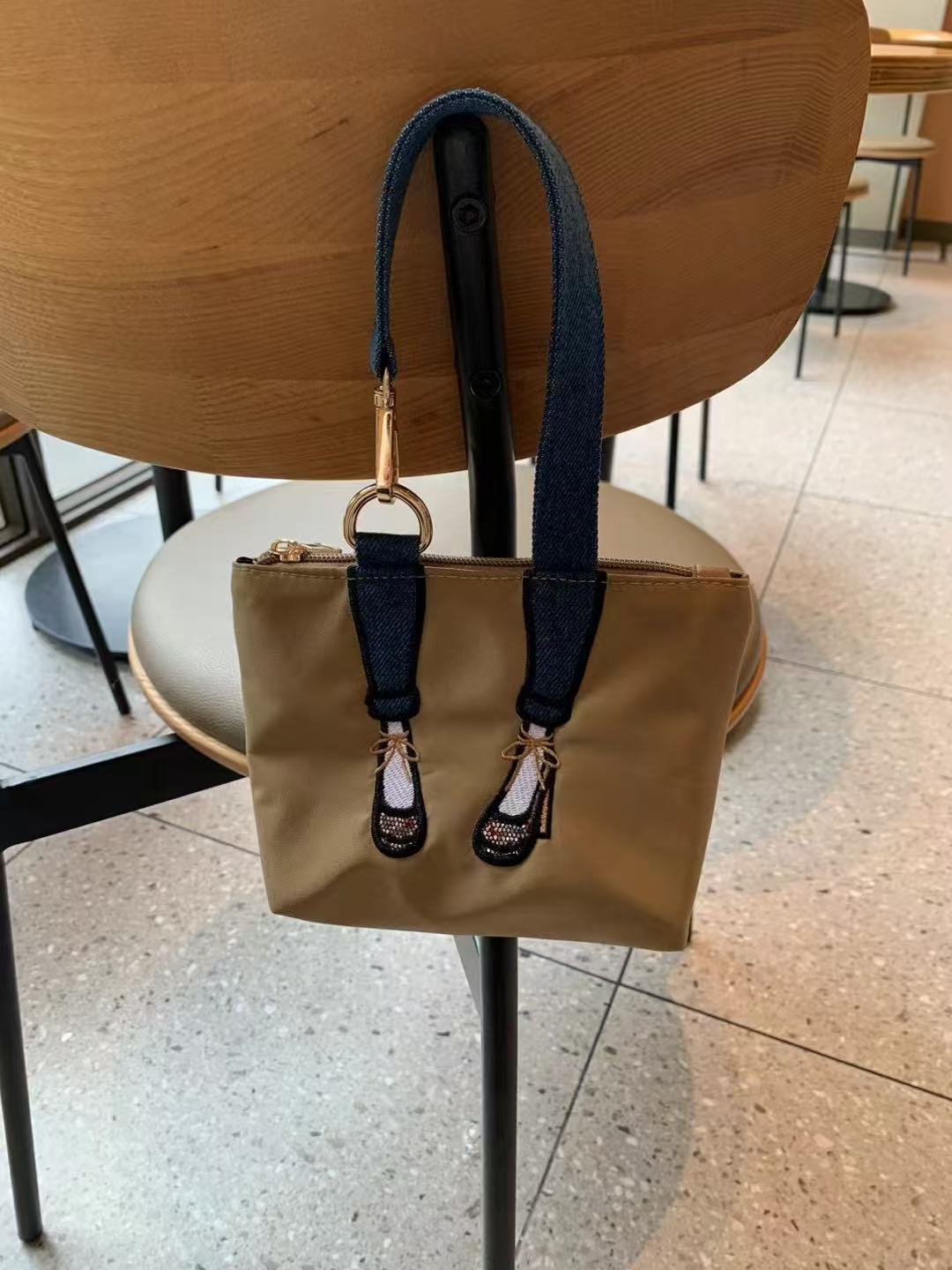 Fashion Embroidered Zero Walle - Women Bags Max 评论和价格