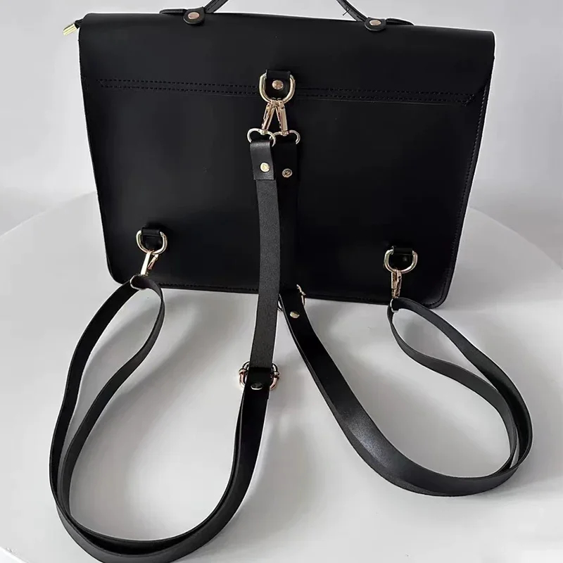2026 Wednes­Day Backpack Small - Doctor Bag Leather 评论和价格