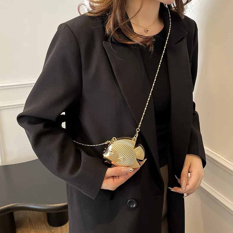 Cute Little Fish Shape Metal M - Women Bags Max 评论和价格