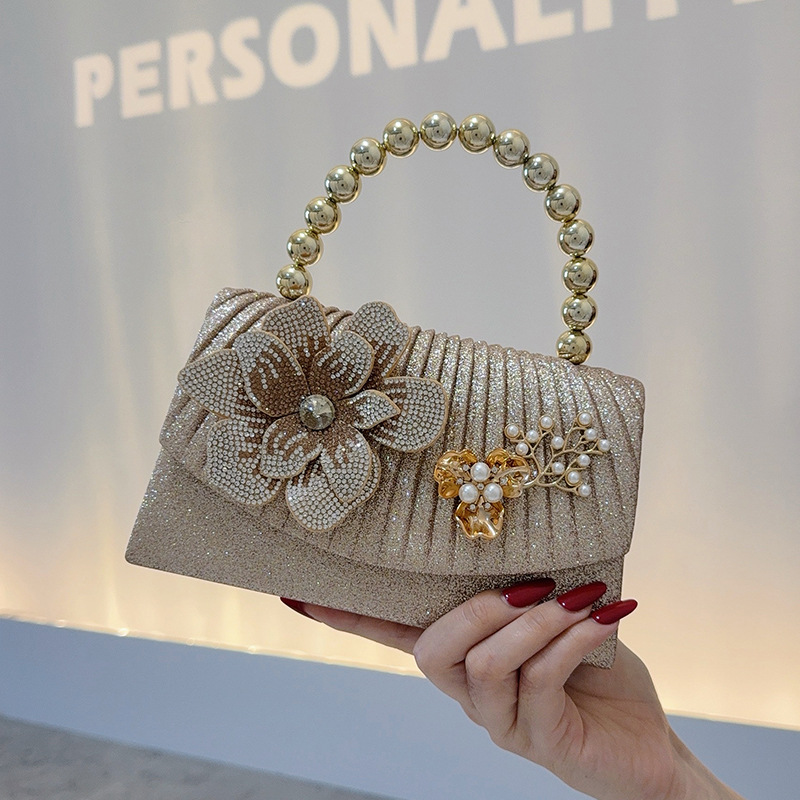 Golden sparkling diamond flowe - Women Bags Golden 评论和价格